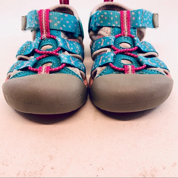 ⚡️SOLD KEEN Polka Dots Newport H2 Sandals 7 23 - Picture 2 of 10
